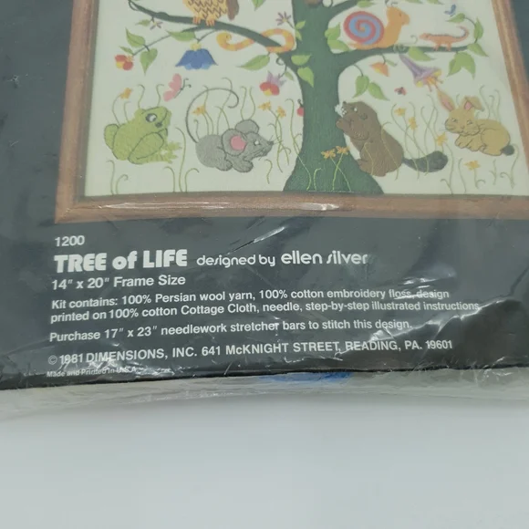 NEW VTG Dimensions Crewel Tree of Life Ellen Silver 1981 14"x20" Needlework Kit - Picture 4 of 7
